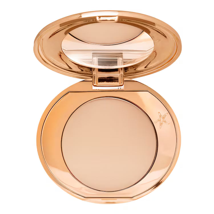 Mini poudre compacte Charlotte Tilbury format voyage