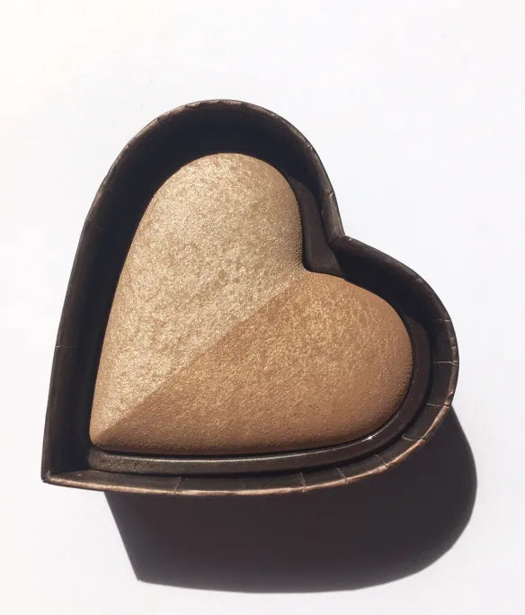 Bronzer / highlighter too faced